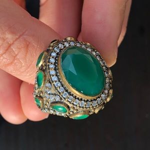 Vintage-Inspired Green and Gold Ring